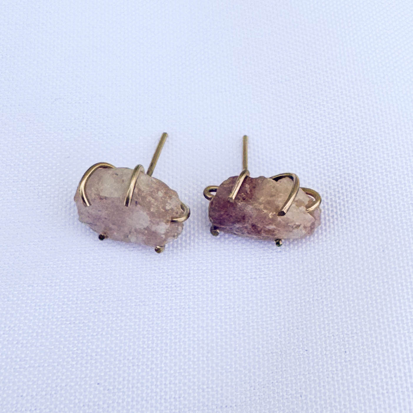 Gold - Filled Sunstone Natural Cut Studs - Peerless Charm