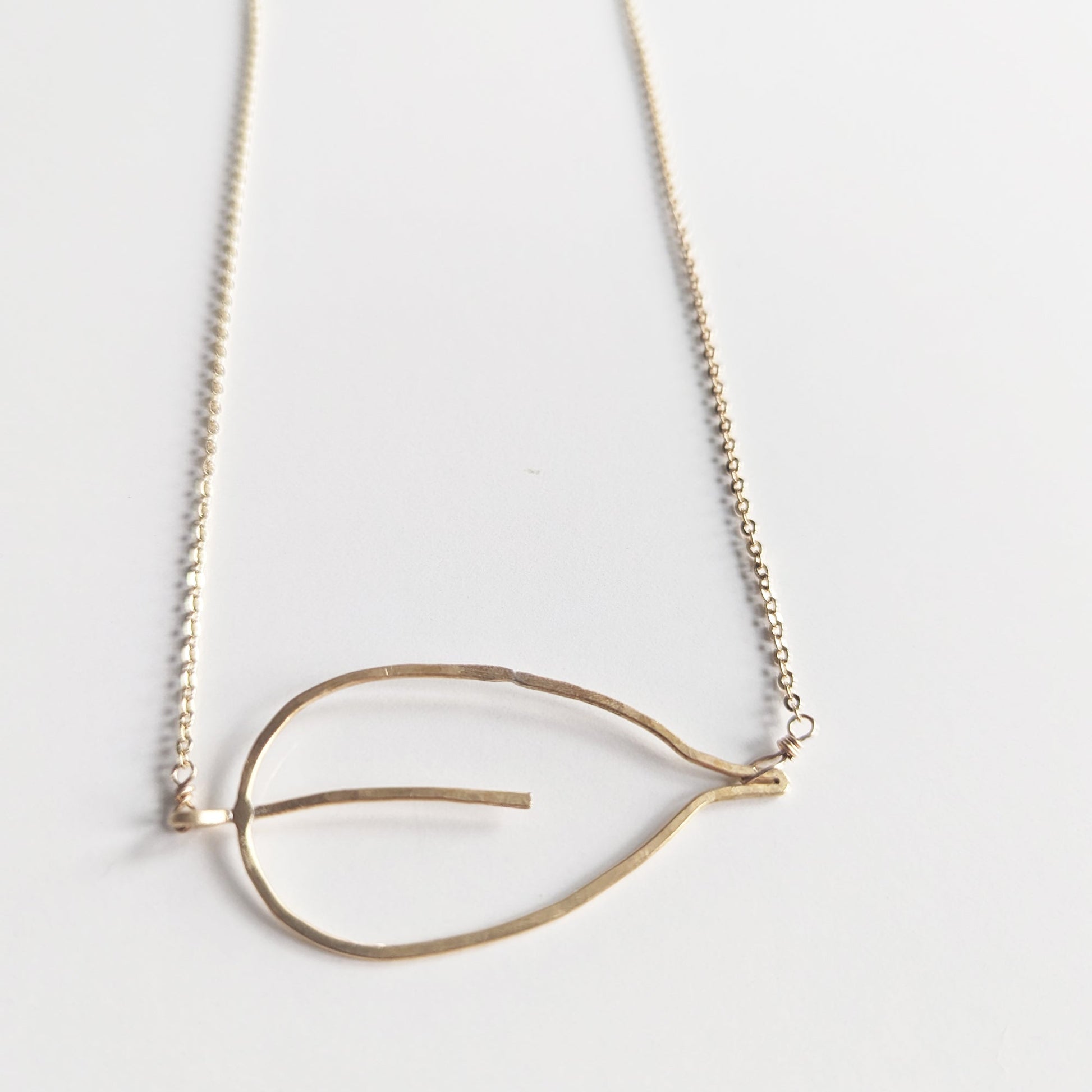 Large Leaf Short Necklace - Peerless Charm